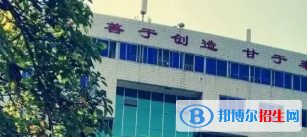 成都實(shí)用工程技術(shù)學(xué)校2022年報(bào)名條件、招生要求、招生對(duì)象