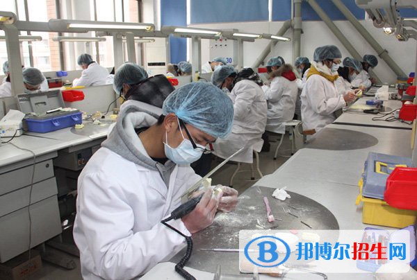 四川2022年高中畢業(yè)上中專學校學什么專業(yè)好