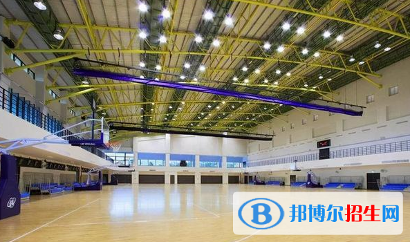 秦皇島藝新舞蹈學(xué)校2022年學(xué)費(fèi)、收費(fèi)多少