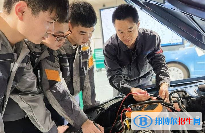 邯鄲2022年男孩子中專學什么好