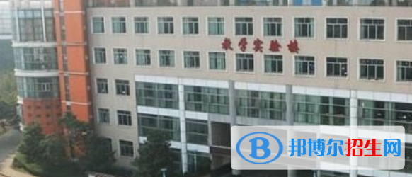 四川省衛(wèi)生學(xué)校2022年招生辦聯(lián)系電話