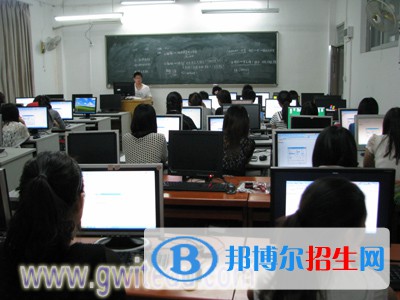 四川2022年讀中專學(xué)校學(xué)什么專業(yè)好一點呢
