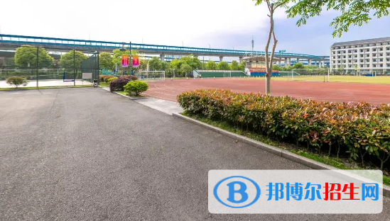 貴陽(yáng)2022年中專學(xué)校好還是大專好