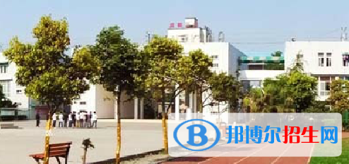 成都2022年初中生學(xué)計算機(jī)學(xué)校的學(xué)校