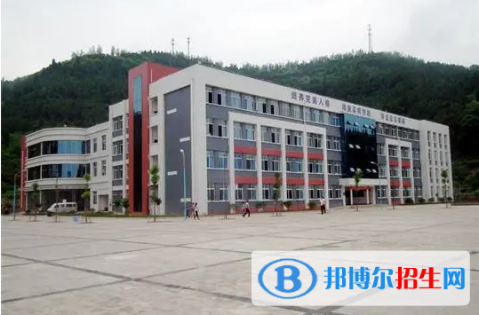 四川2022年男生上什么汽修學(xué)校好
