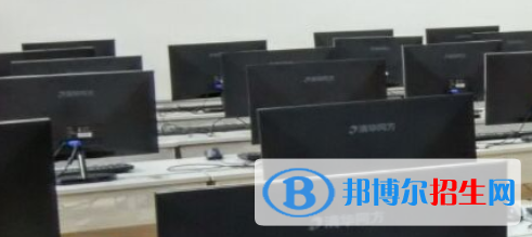 成都2022年哪個大專學(xué)校計算機學(xué)校好