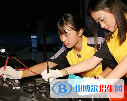 四川2022年適合女生的汽修學校專業(yè)