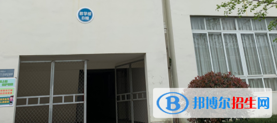 成都新運(yùn)職業(yè)學(xué)校2022年有哪些專業(yè)
