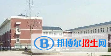 南充外國語中等專業(yè)學(xué)校2022年招生辦聯(lián)系電話