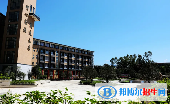 貴陽2022年女生學(xué)什么中專學(xué)校好