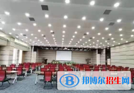 西安幼兒師范職業(yè)學校2022年招生辦聯(lián)系電話