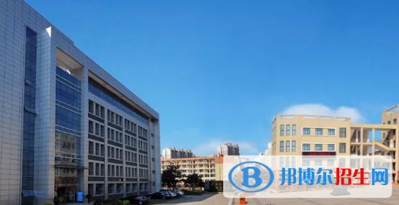 貴陽2022年適合男生的中專學(xué)校