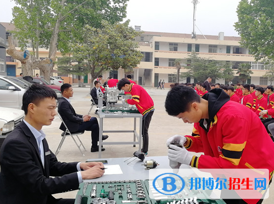 江蘇省賈汪中等專業(yè)學(xué)校2022年招生辦聯(lián)系電話