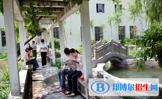 貴陽(yáng)2022年高中畢業(yè)讀中專學(xué)校好嗎