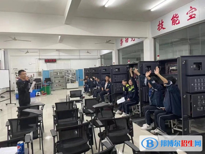 南京六合中等專業(yè)學(xué)校2022年報名條件、招生要求、招生對象