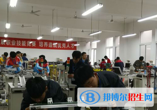 宜賓華神機(jī)電職業(yè)技術(shù)學(xué)校2022年學(xué)費(fèi)、收費(fèi)多少