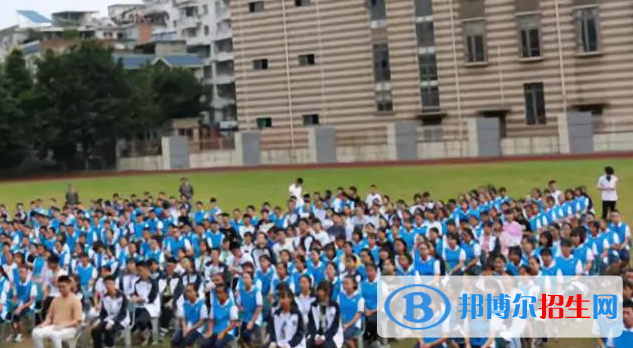 南部縣職業(yè)技術(shù)學(xué)校2022年學(xué)費(fèi)、收費(fèi)多少