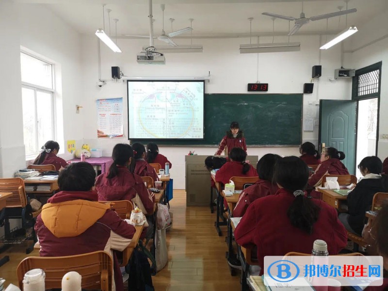 南京新港中等專業(yè)學(xué)校2022年報(bào)名條件、招生要求、招生對象