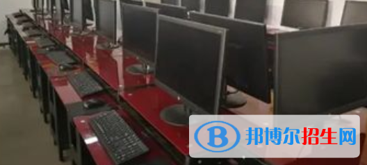 成都2022年計(jì)算機(jī)學(xué)校是干什么的