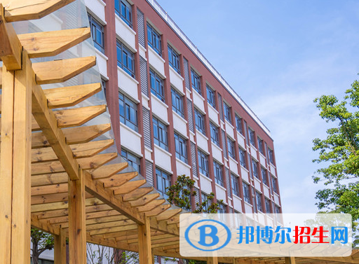 江蘇靖江中等專業(yè)學校2022年報名條件、招生要求、招生對象