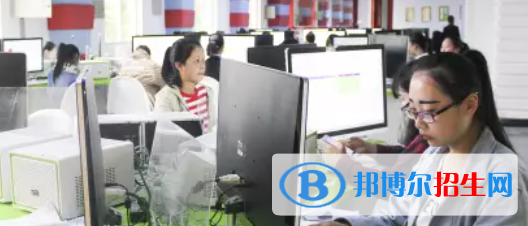 成都2022年讀計算機(jī)學(xué)校好嗎