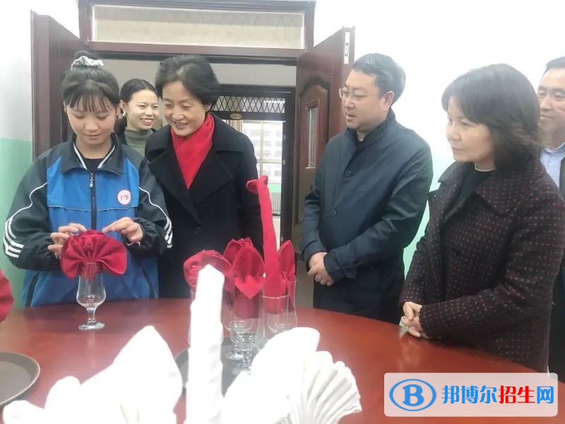 西和縣職業(yè)中等專業(yè)學(xué)校2022年學(xué)費(fèi)、收費(fèi)多少