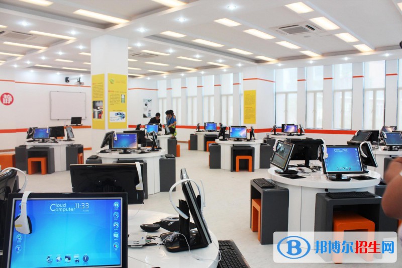 河北2022年100分能上計(jì)算機(jī)學(xué)校嗎