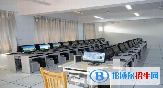 河北2022年初中生可以讀計(jì)算機(jī)學(xué)校嗎
