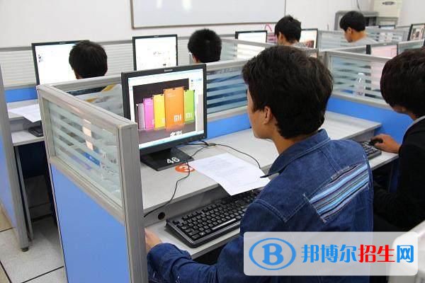 河北2022年初中生考什么計算機學校