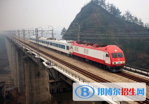 河北2022年鐵路學(xué)校專業(yè)學(xué)什么