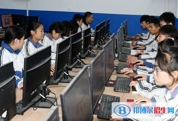 達(dá)州經(jīng)濟(jì)貿(mào)易學(xué)校2022年招生辦聯(lián)系電話