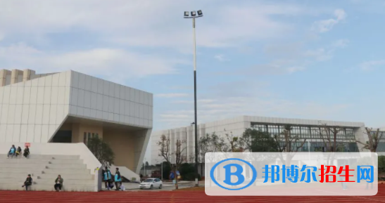 成都汽車(chē)職業(yè)技術(shù)學(xué)校2022年招生簡(jiǎn)章