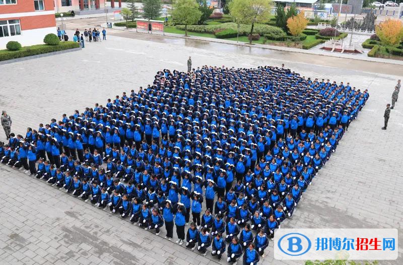 平?jīng)隼砉ぶ械葘I(yè)學(xué)校2022年學(xué)費、收費多少