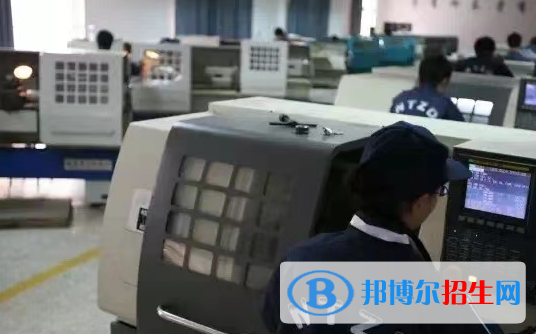 南通技師學院2022年招生辦聯(lián)系電話