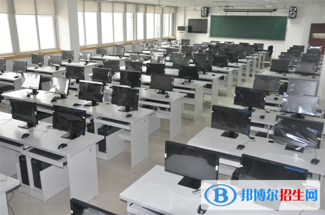 河北2022年在計算機(jī)學(xué)校學(xué)什么專業(yè)好