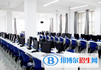 河北2022年計算機學(xué)校有哪些專業(yè)可以學(xué)