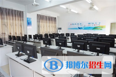 河北2022年計(jì)算機(jī)學(xué)校學(xué)什么專業(yè)