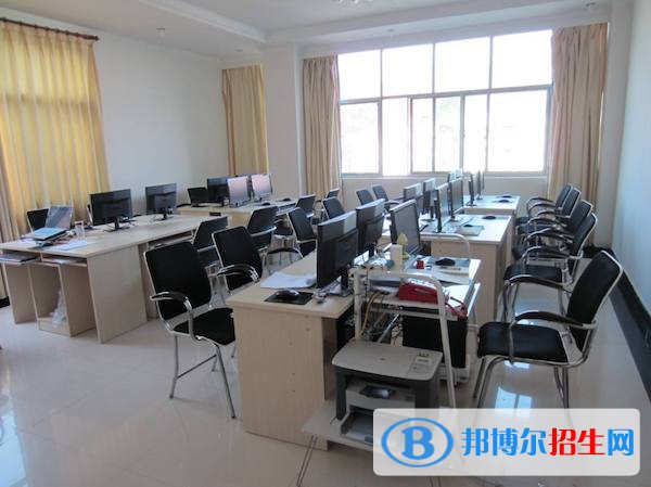 河北2022年計(jì)算機(jī)學(xué)校讀出來(lái)是什么文憑