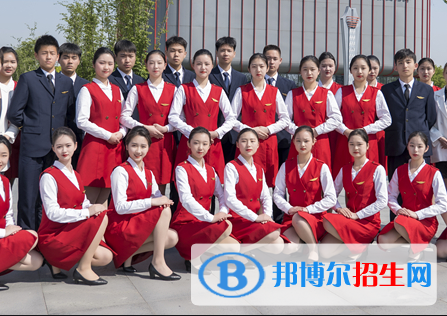 河北2022年男生可以讀航空服務(wù)學(xué)校嗎