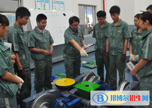 蘭州2022年男生讀軌道交通學校好嗎