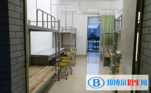 湛江第三職業(yè)高級(jí)中學(xué)2022年宿舍條件