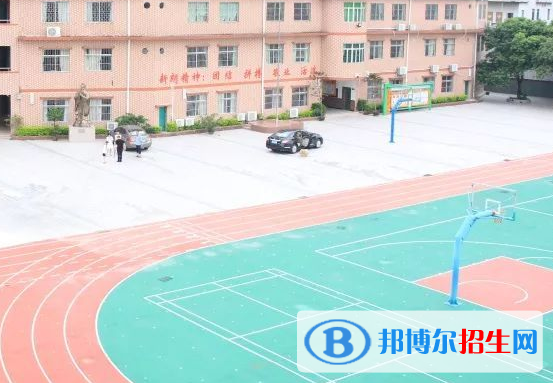 新平縣職業(yè)高級(jí)中學(xué)2022年報(bào)名條件、招生要求、招生對(duì)象