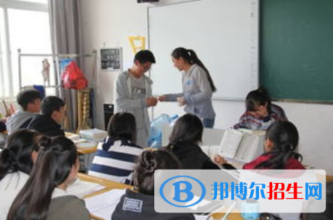 達(dá)州百島湖職業(yè)技術(shù)學(xué)校2022年學(xué)費、收費多少