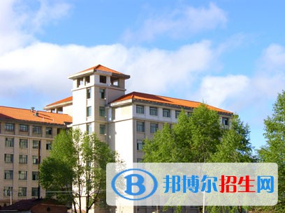甘肅藝術(shù)學校2022年學費、收費多少
