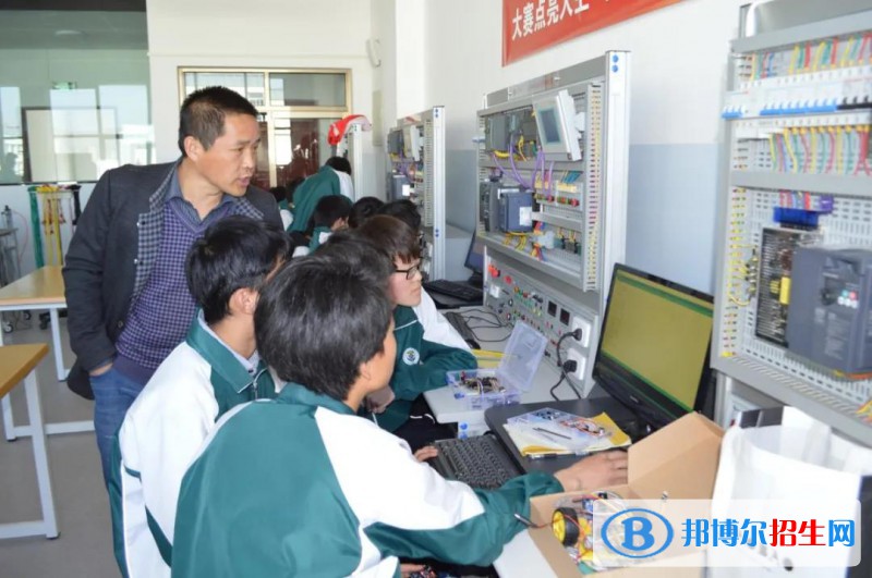 定西理工中專學(xué)校2022年報(bào)名條件、招生要求、招生對象