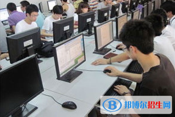 河北2022年讀計(jì)算機(jī)學(xué)校學(xué)什么技術(shù)好