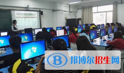 河北2022年讀計算機(jī)學(xué)校需要什么