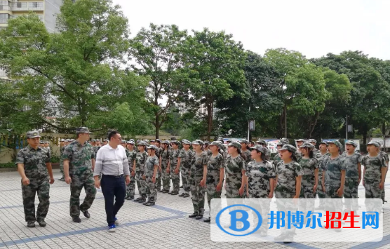 四川省渠縣巖峰職業(yè)中學(xué)2022年學(xué)費、收費多少
