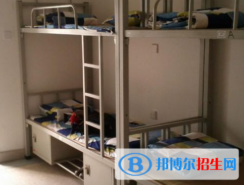 連云港工貿(mào)學校2022年有宿舍條件