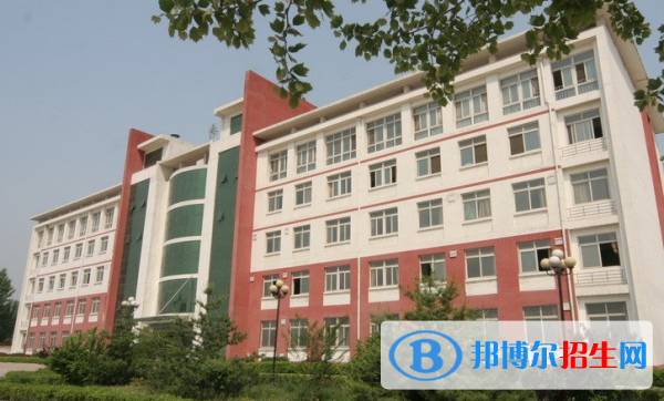 云南輕工業(yè)學(xué)校2022年報名條件、招生要求、招生對象